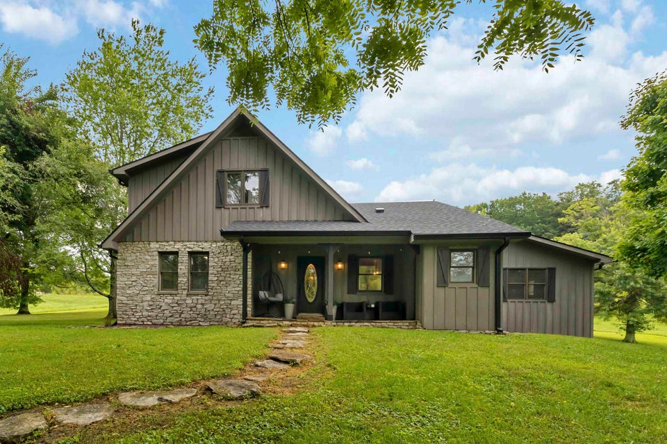 Somerset, Kentucky, 42503, United States, 4 Bedrooms Bedrooms, ,3 BathroomsBathrooms,Residential,For Sale,1938431
