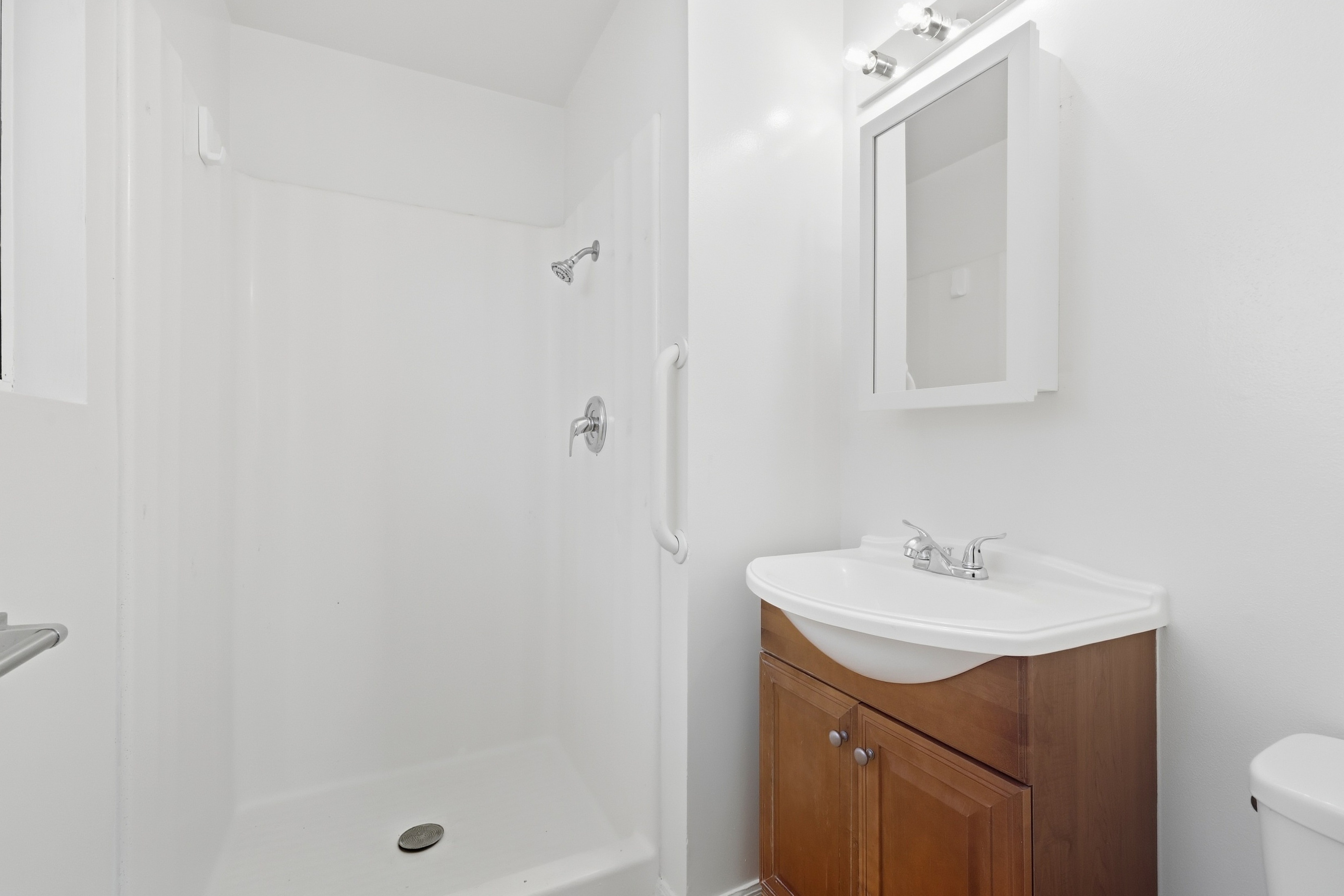  922 Olympia Avenue, Ventura, CA 93004 - 物件實景