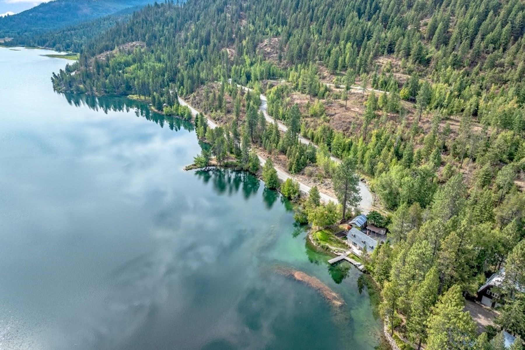  Waterfront Living, Incredible Potential - 物件實景