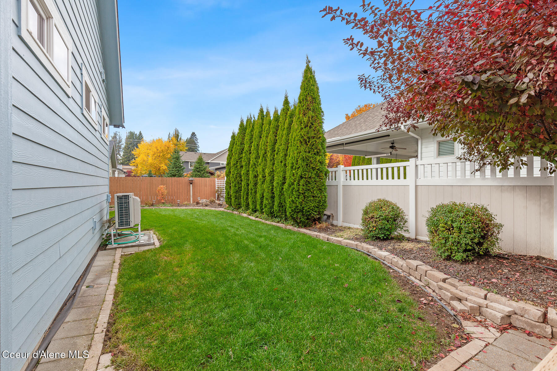 Coeur d'Alene, Idaho, 83814, United States, 3 Bedrooms Bedrooms, ,4 BathroomsBathrooms,Residential,For Sale,1976141