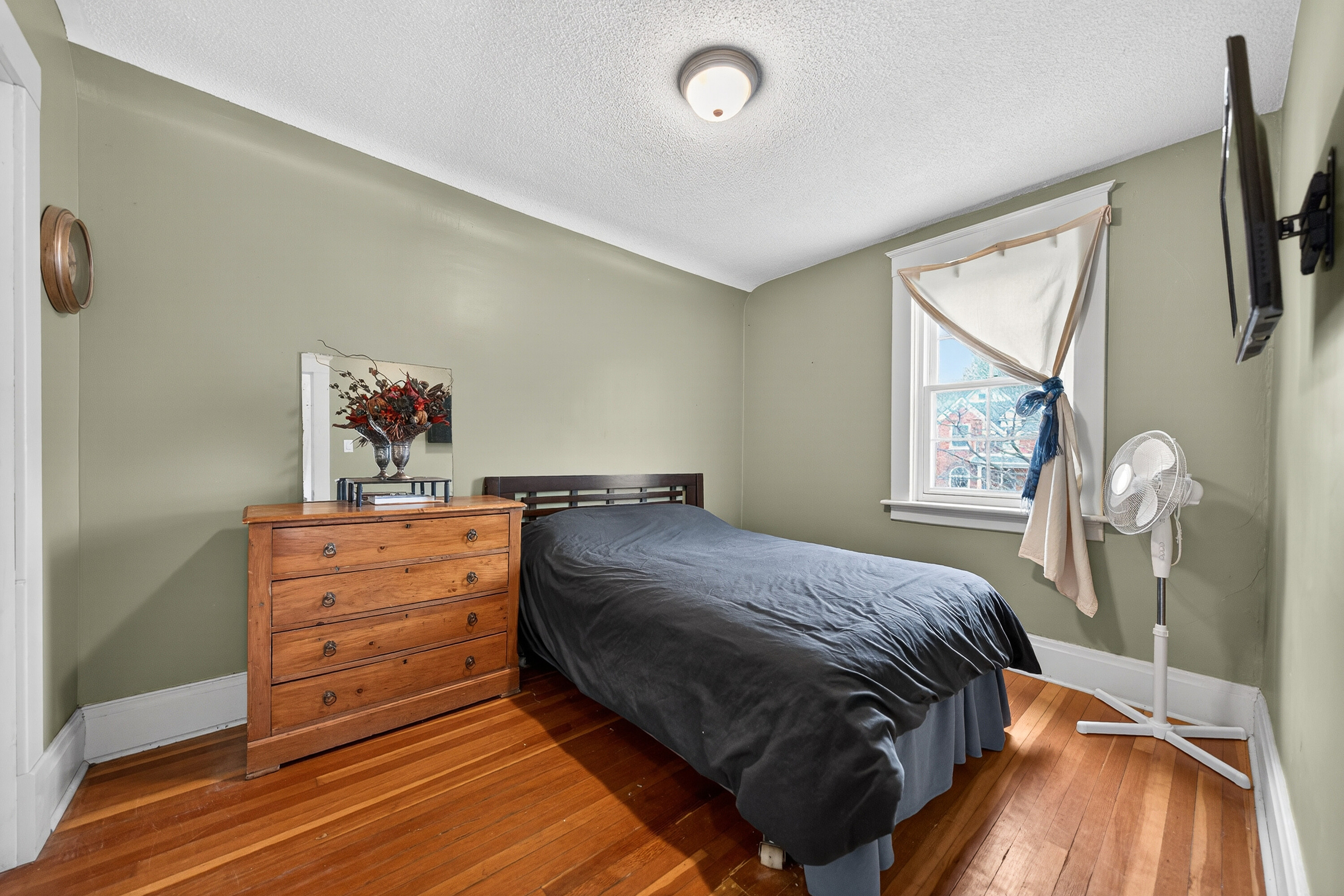  Charming Kitchener Home - 物件實景