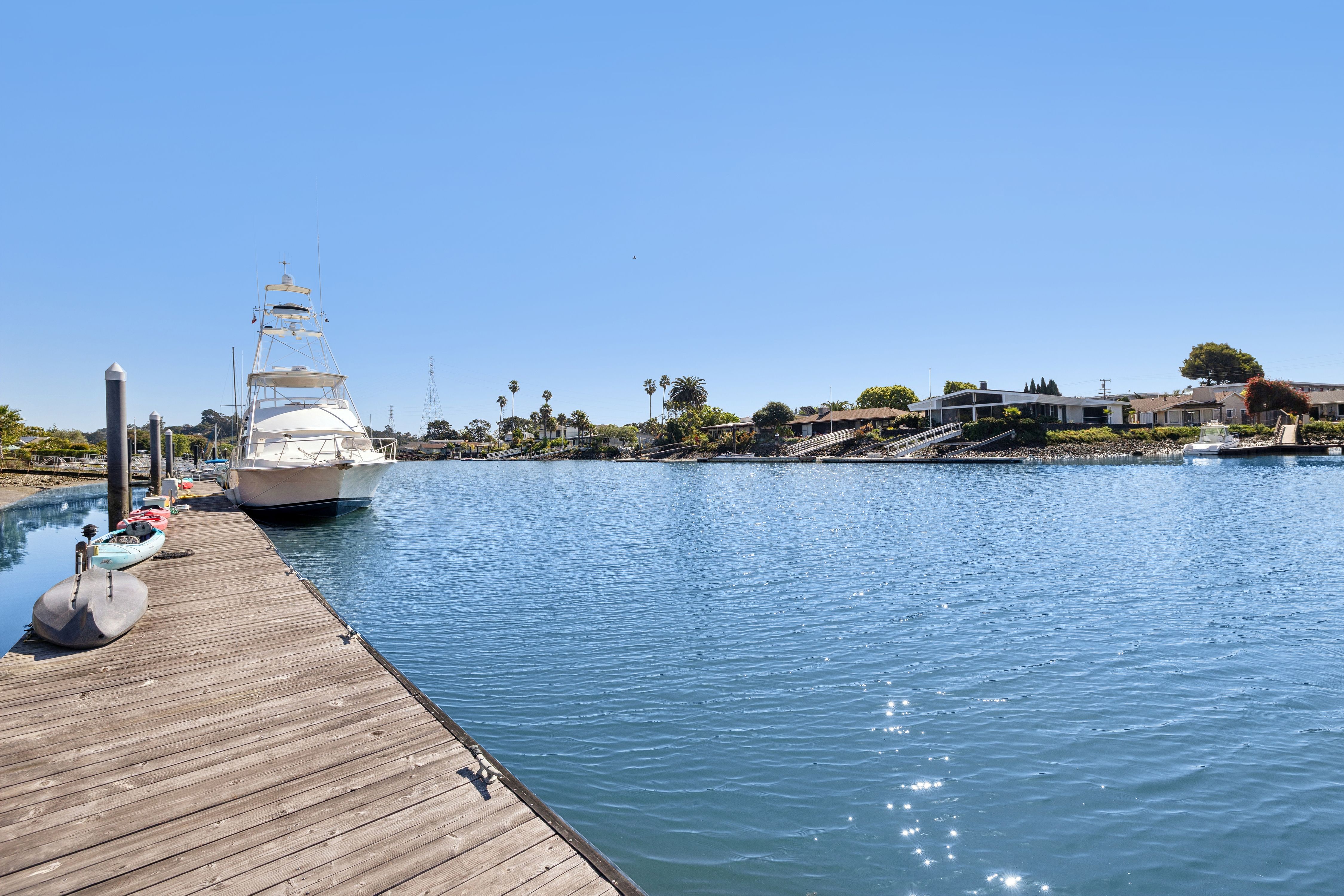  Tastefully Remodeled One-Level Condominium - 物件實景