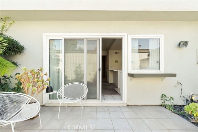 South Gate, California, 90280, United States, 4 Bedrooms Bedrooms, ,3 BathroomsBathrooms,Residential,For Sale,1937143