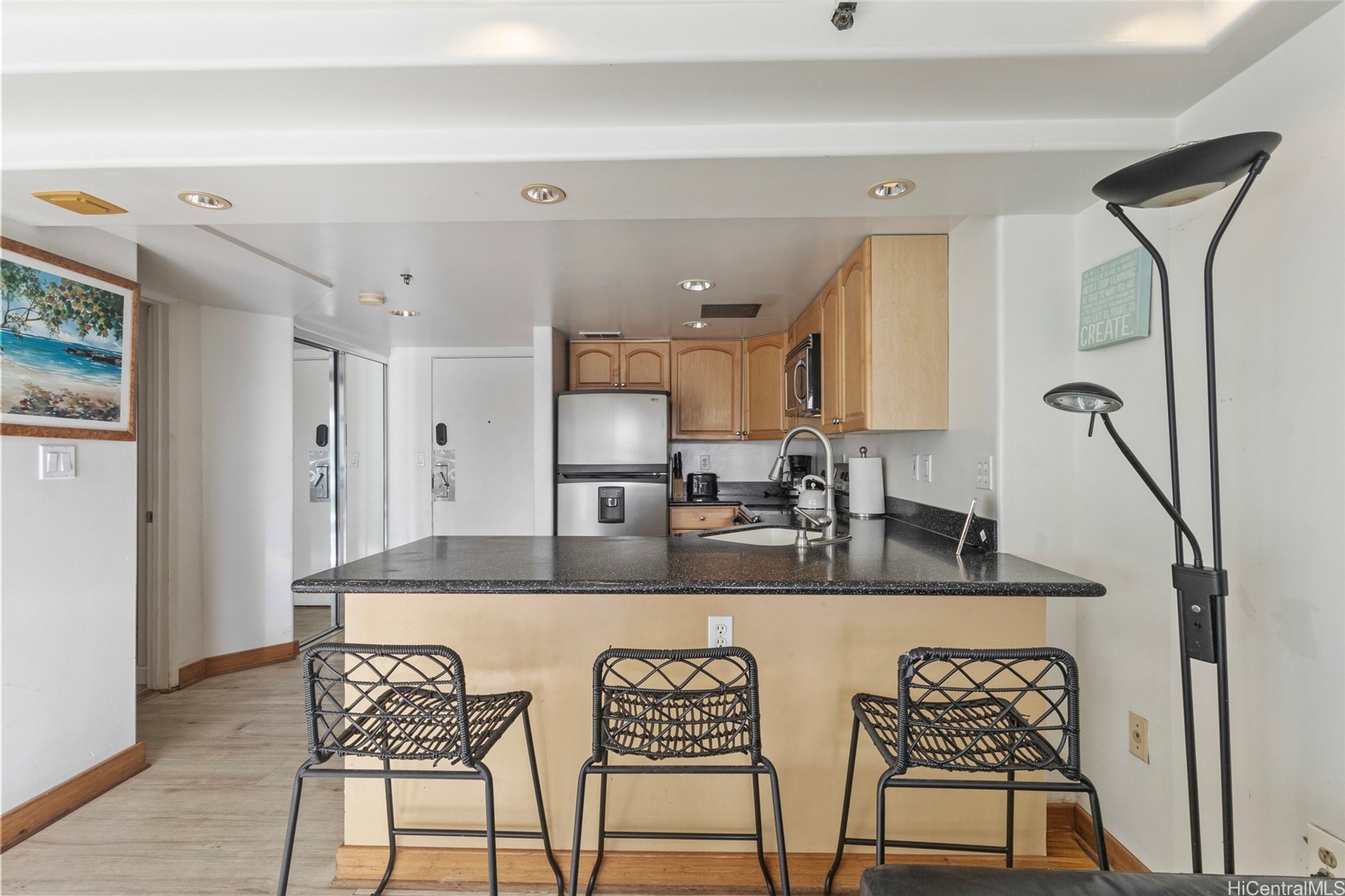 Honolulu, Hawaii, 96815, United States, 1 Bedroom Bedrooms, ,1 BathroomBathrooms,Residential,For Sale,1989617