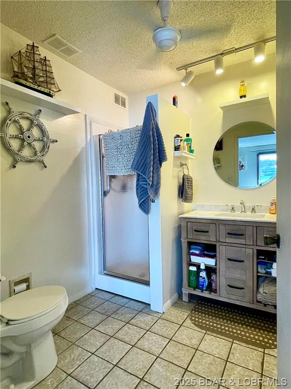 Gravois Mills, Missouri, 65037, United States, 5 Bedrooms Bedrooms, ,4 BathroomsBathrooms,Residential,For Sale,1829995