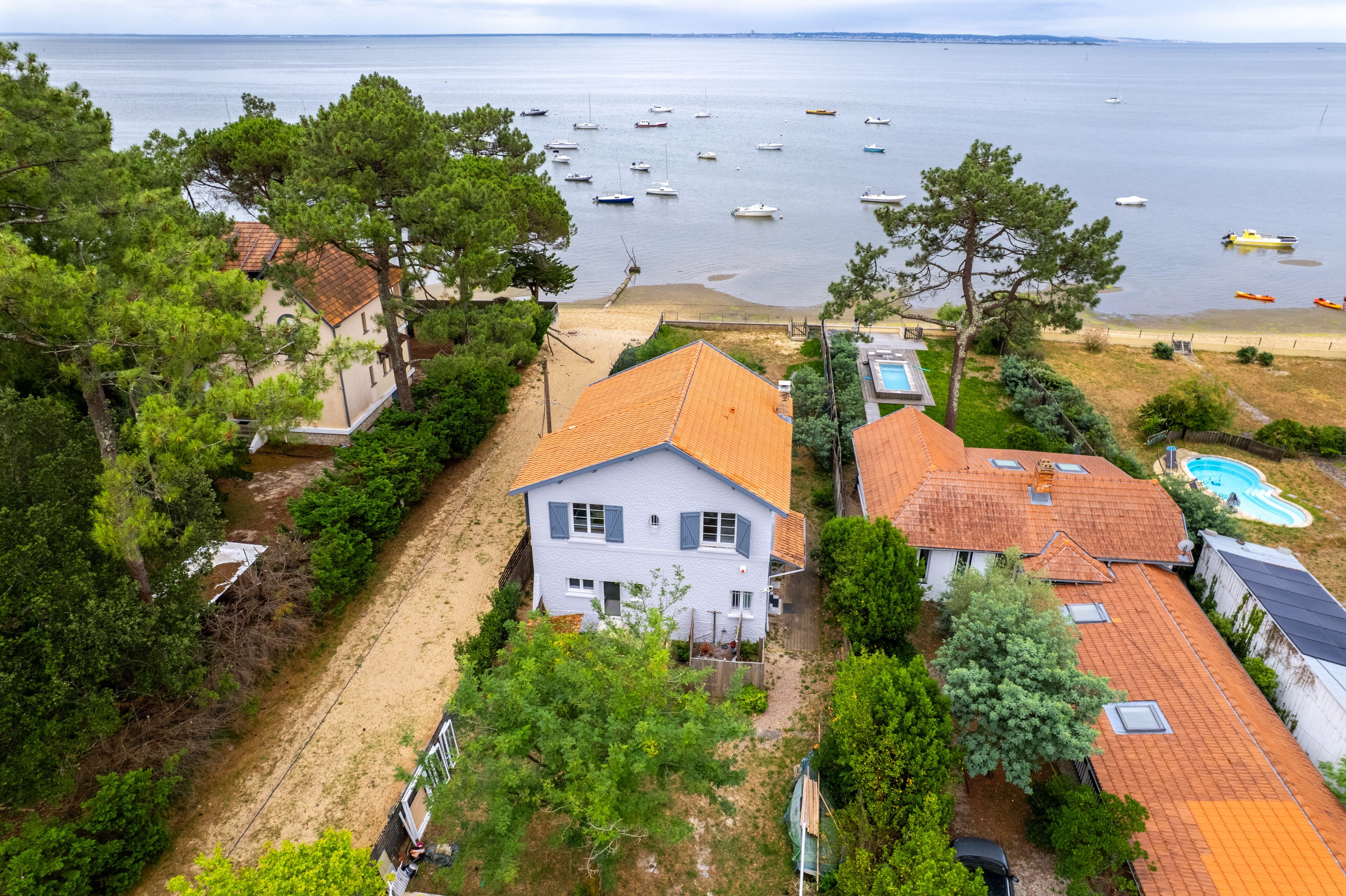  AUTHENTIC VILLA FRONTLINE WITH DIRECT ACCESS TO THE BEACH - 物件實景