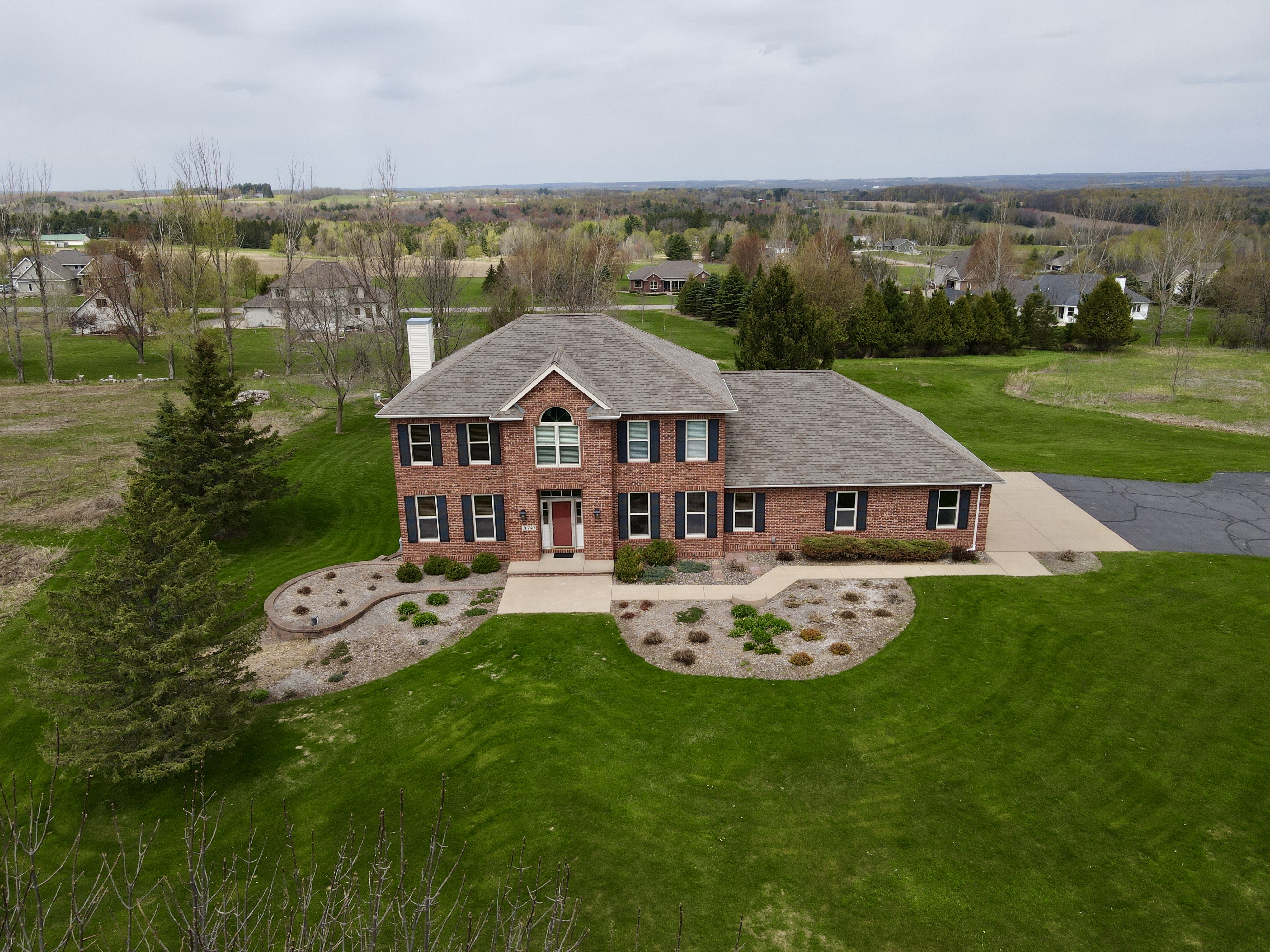 Wausau, Wisconsin, 54401, United States, 4 Bedrooms Bedrooms, ,4 BathroomsBathrooms,Residential,For Sale,2030835