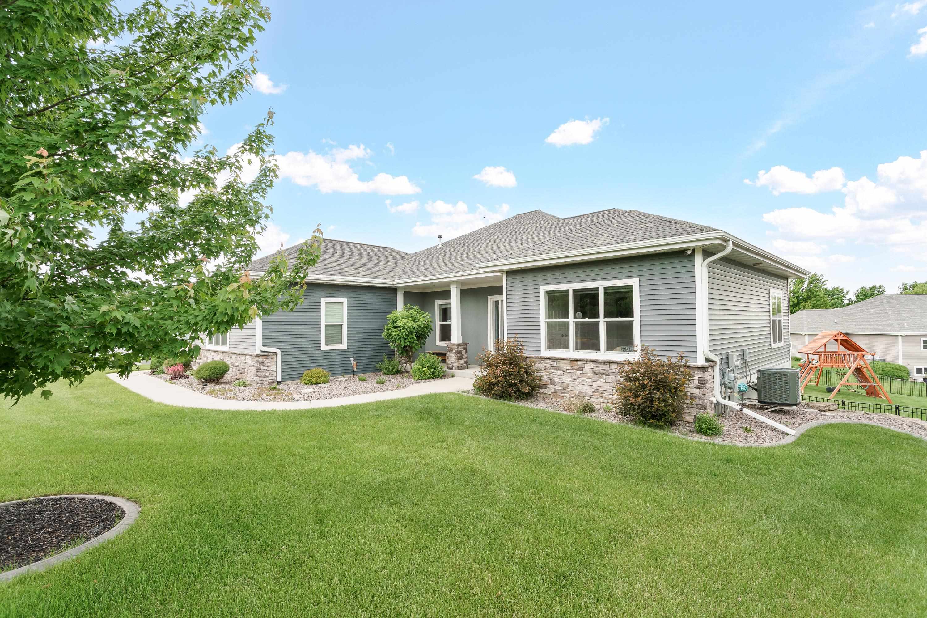 Deforest, Wisconsin, 53532, United States, 4 Bedrooms Bedrooms, ,3 BathroomsBathrooms,Residential,For Sale,1923303