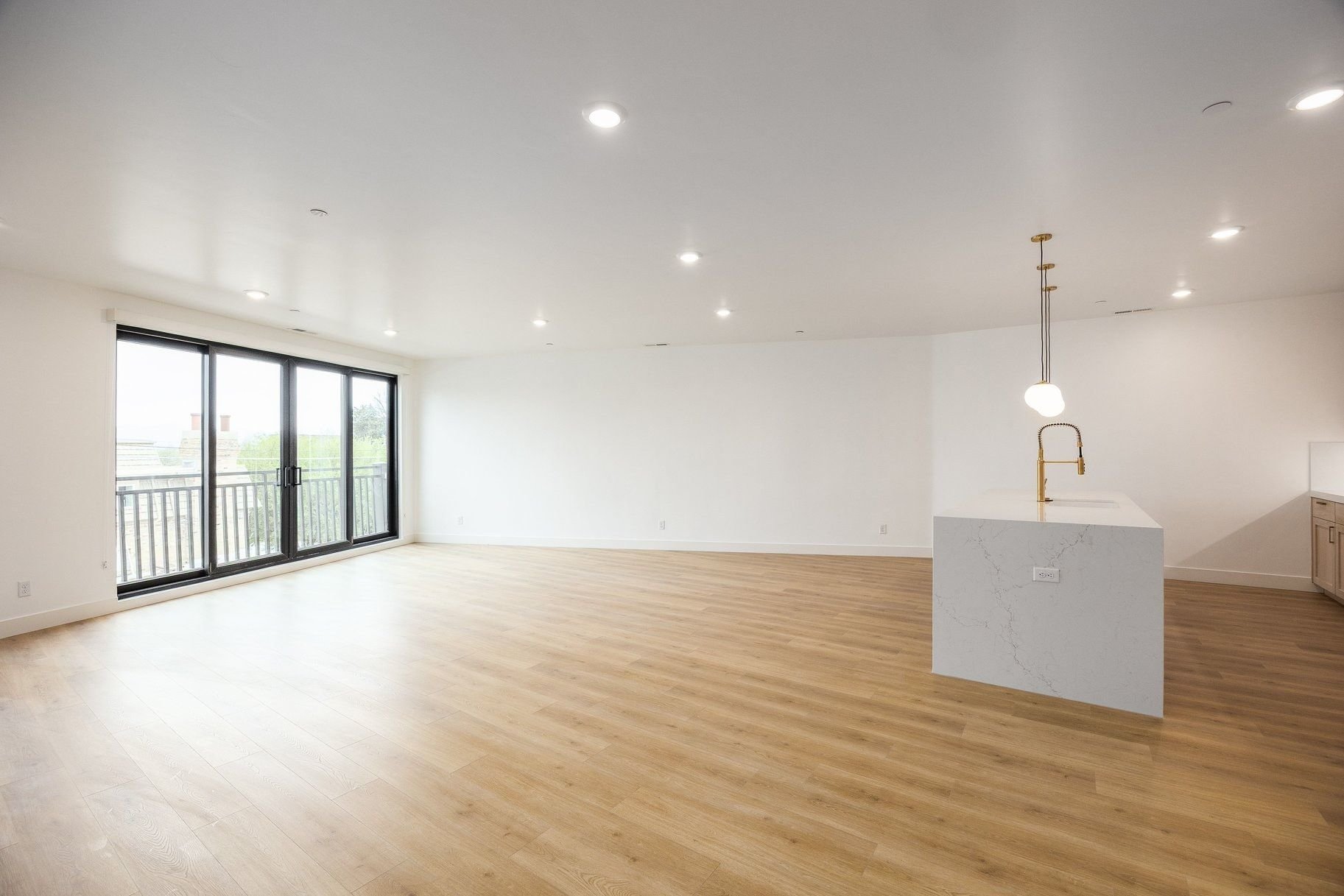  Effortless Luxury Condo Living In The Heart Of Holladay Village - 物件實景