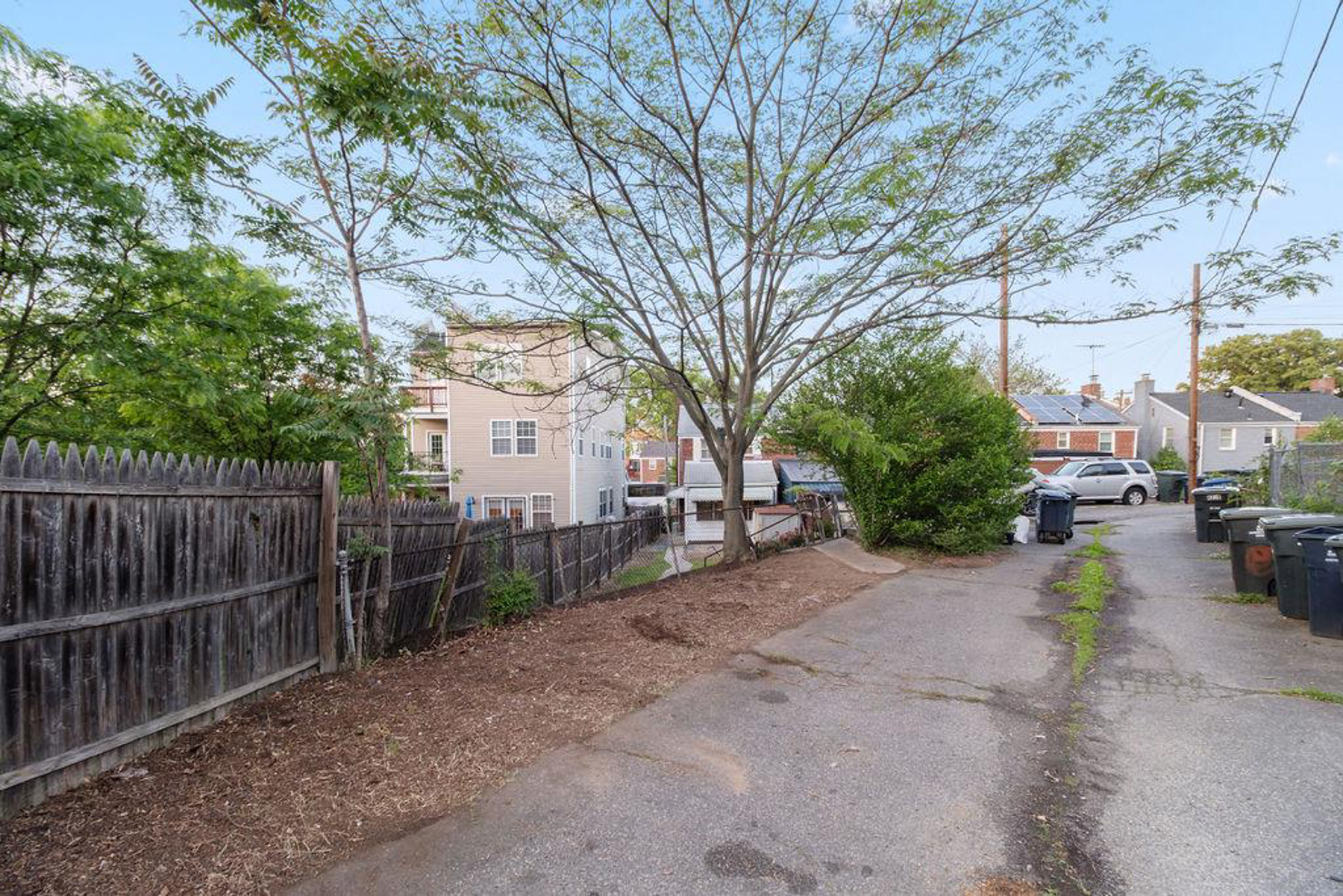  707 Burns Street SE, Washington, DC, 20019 - 物件實景