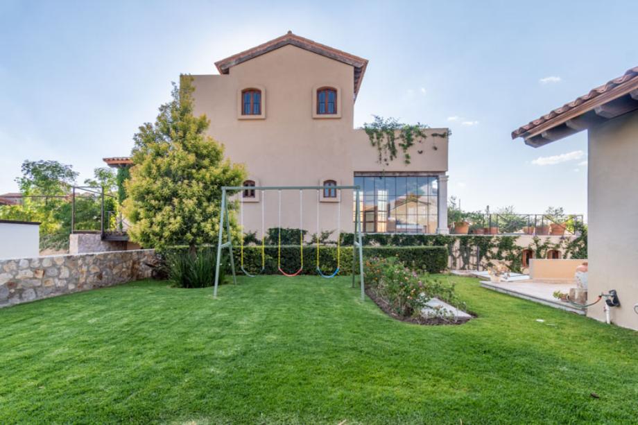San Miguel de Allende, Guanajuato, 37893, Mexico, 4 Bedrooms Bedrooms, ,4 BathroomsBathrooms,Residential,For Sale,1806112