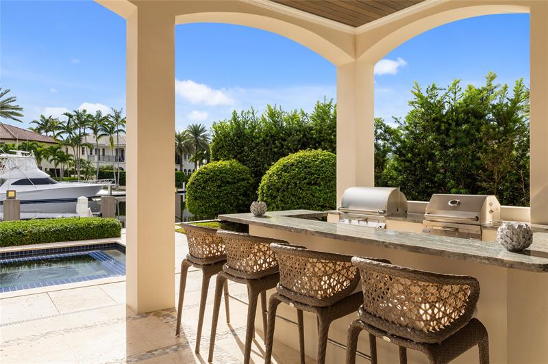 Lighthouse Point, Florida, 33064, United States, 7 Bedrooms Bedrooms, ,9 BathroomsBathrooms,Residential,For Sale,1949453