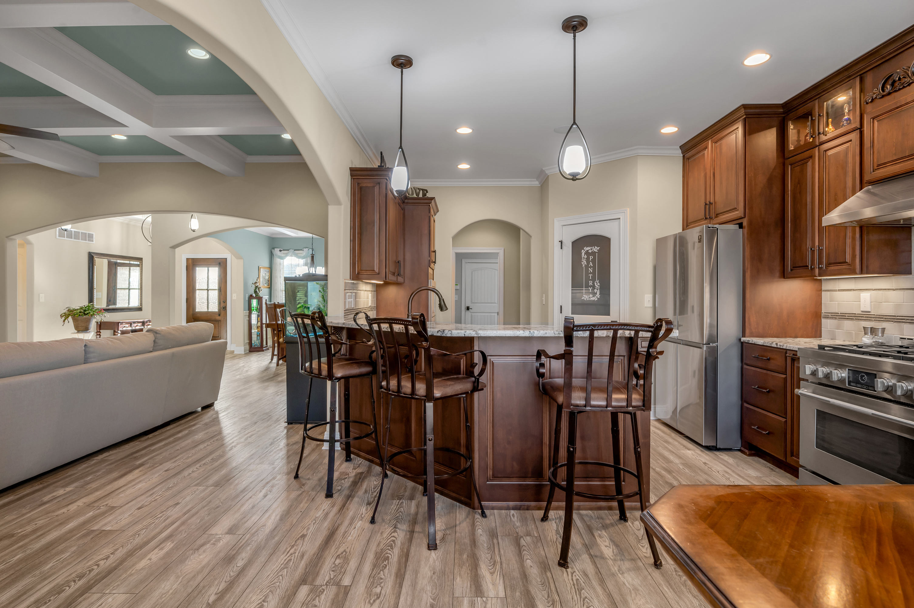  2945 Blackford Parkway - 物件實景