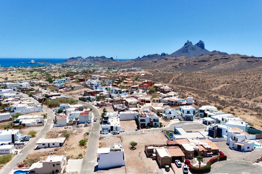 Guaymas, Sonora, 85506, Mexico, 4 Bedrooms Bedrooms, ,3 BathroomsBathrooms,Residential,For Sale,1916977