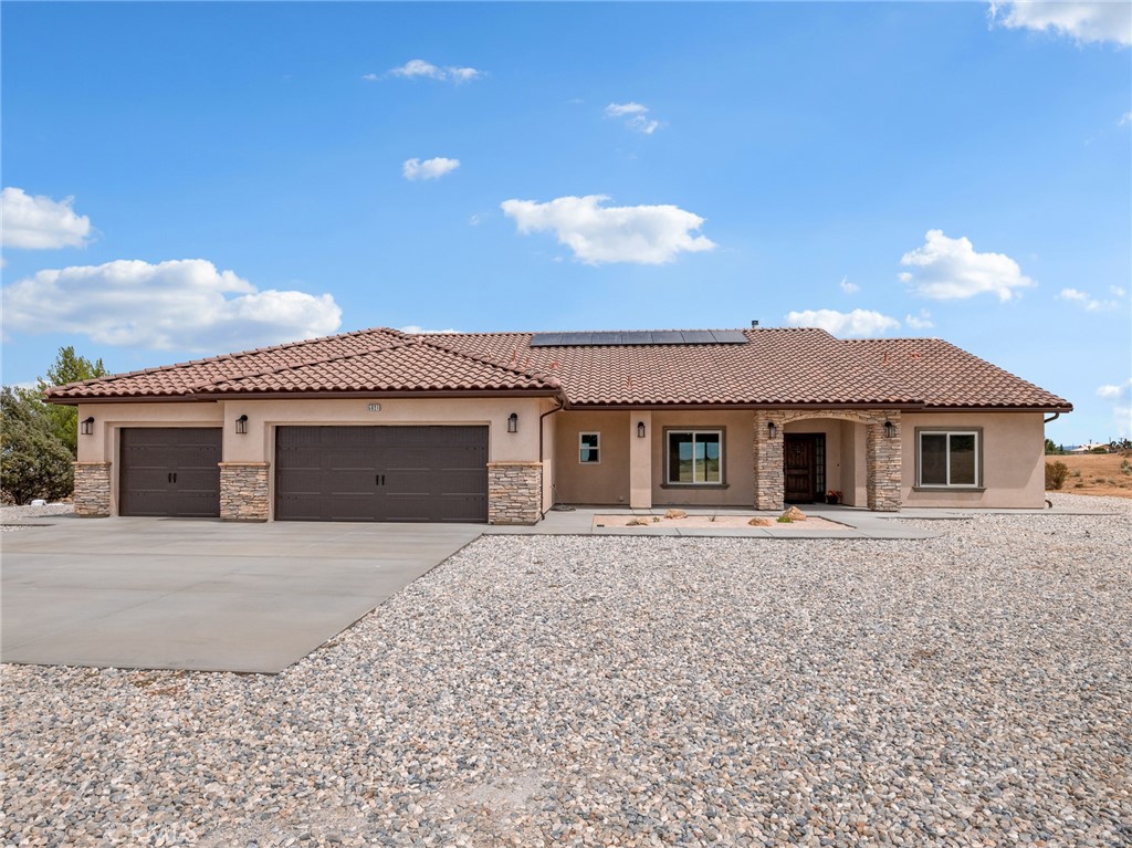 Phelan, California, 92371, United States, 3 Bedrooms Bedrooms, ,3 BathroomsBathrooms,Residential,For Sale,1927192