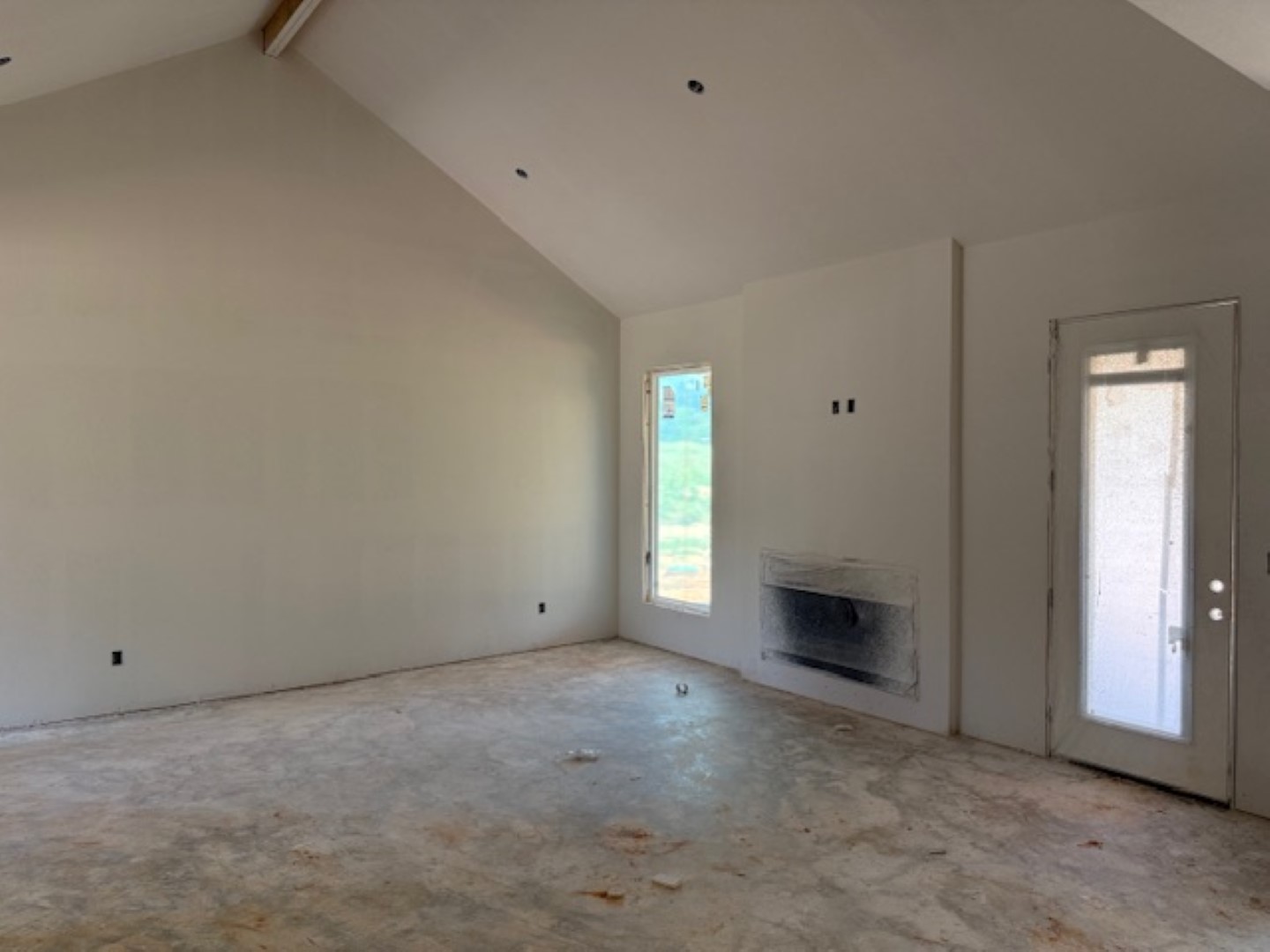 Tyler, Texas, 75704, United States, 5 Bedrooms Bedrooms, ,4 BathroomsBathrooms,Residential,For Sale,1977774