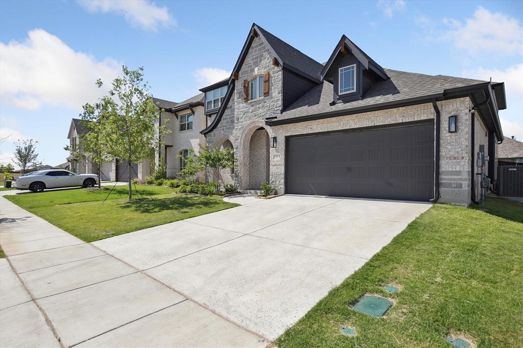 Aubrey, Texas, 76227, United States, 4 Bedrooms Bedrooms, ,3 BathroomsBathrooms,Residential,For Sale,1928697