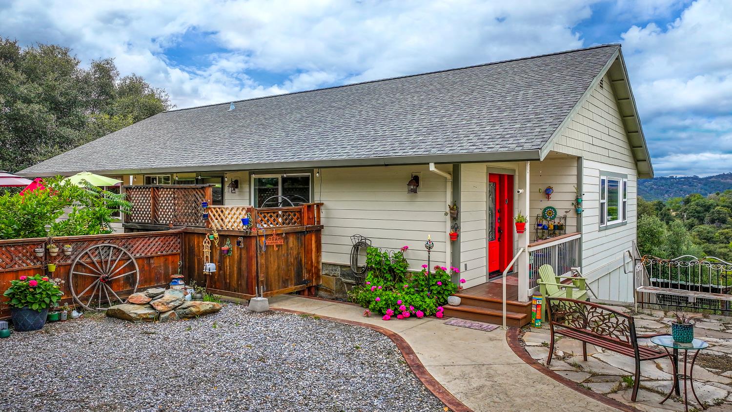 Mokelumne Hill, California, 95245, United States, 3 Bedrooms Bedrooms, ,2 BathroomsBathrooms,Residential,For Sale,2048393