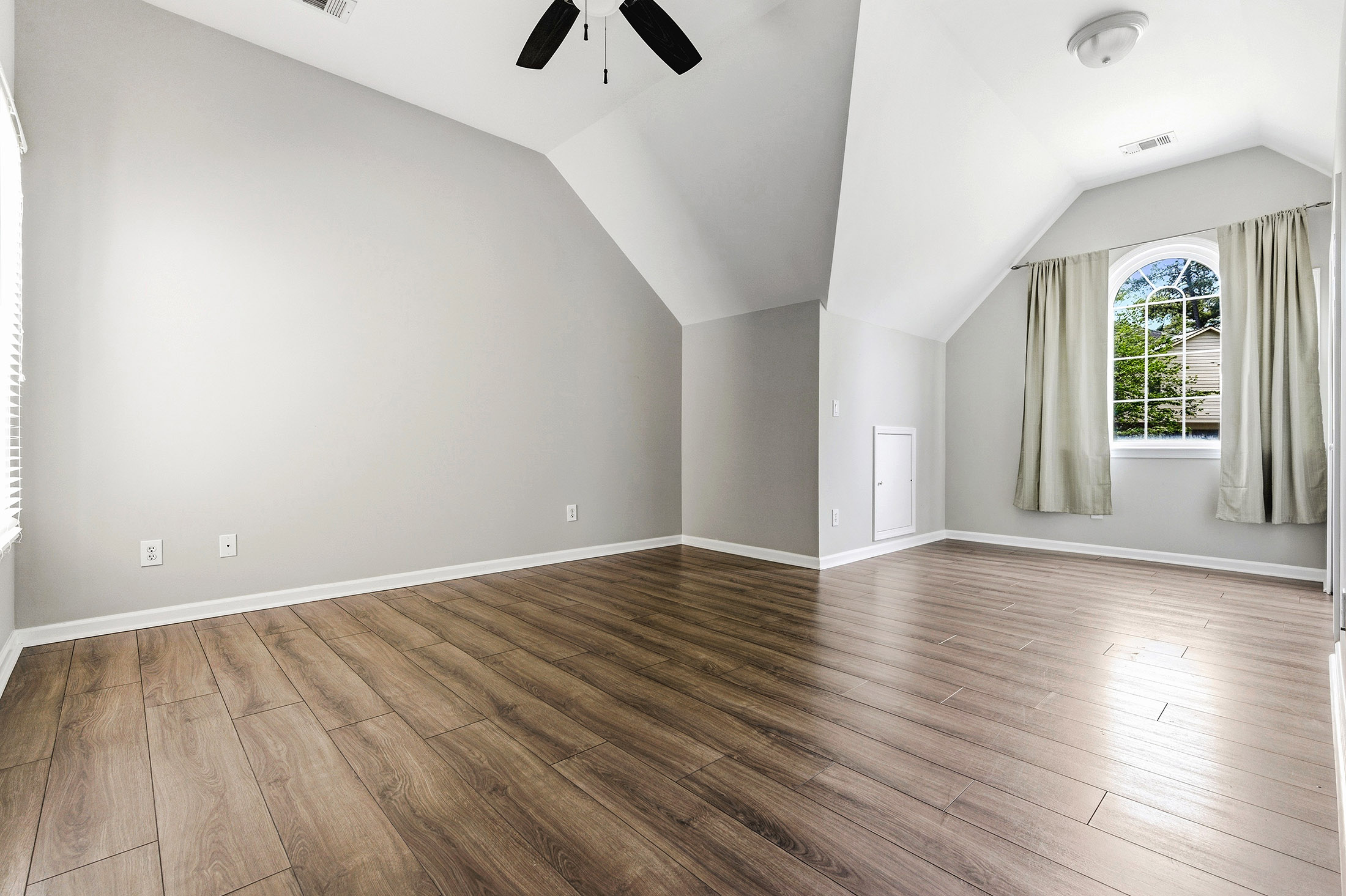  Beautifully Updated Brick Home in Vinings Estate - 物件實景