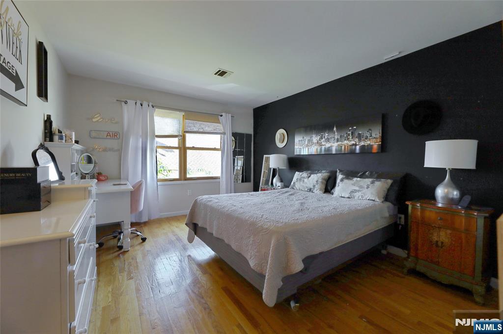 North Arlington, New Jersey, 07031, United States, 6 Bedrooms Bedrooms, ,4 BathroomsBathrooms,Residential,For Sale,1974124