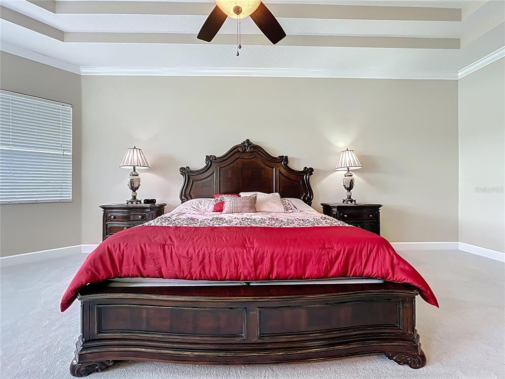 Orlando, Florida, 32829, United States, 4 Bedrooms Bedrooms, ,4 BathroomsBathrooms,Residential,For Sale,1913798