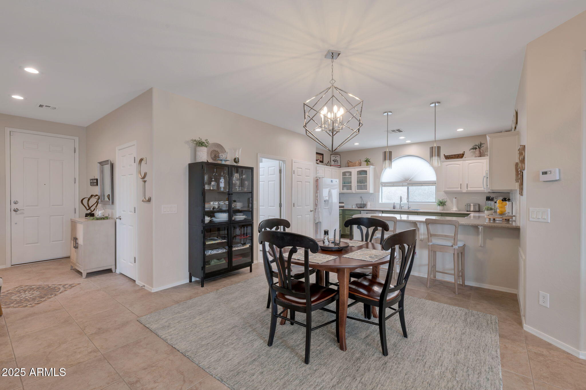 Gilbert, Arizona, 85298, United States, 2 Bedrooms Bedrooms, ,2 BathroomsBathrooms,Residential,For Sale,1999151