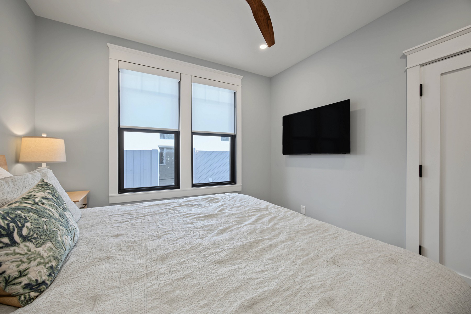  2904 Wesley Avenue Unit 1 - 物件實景