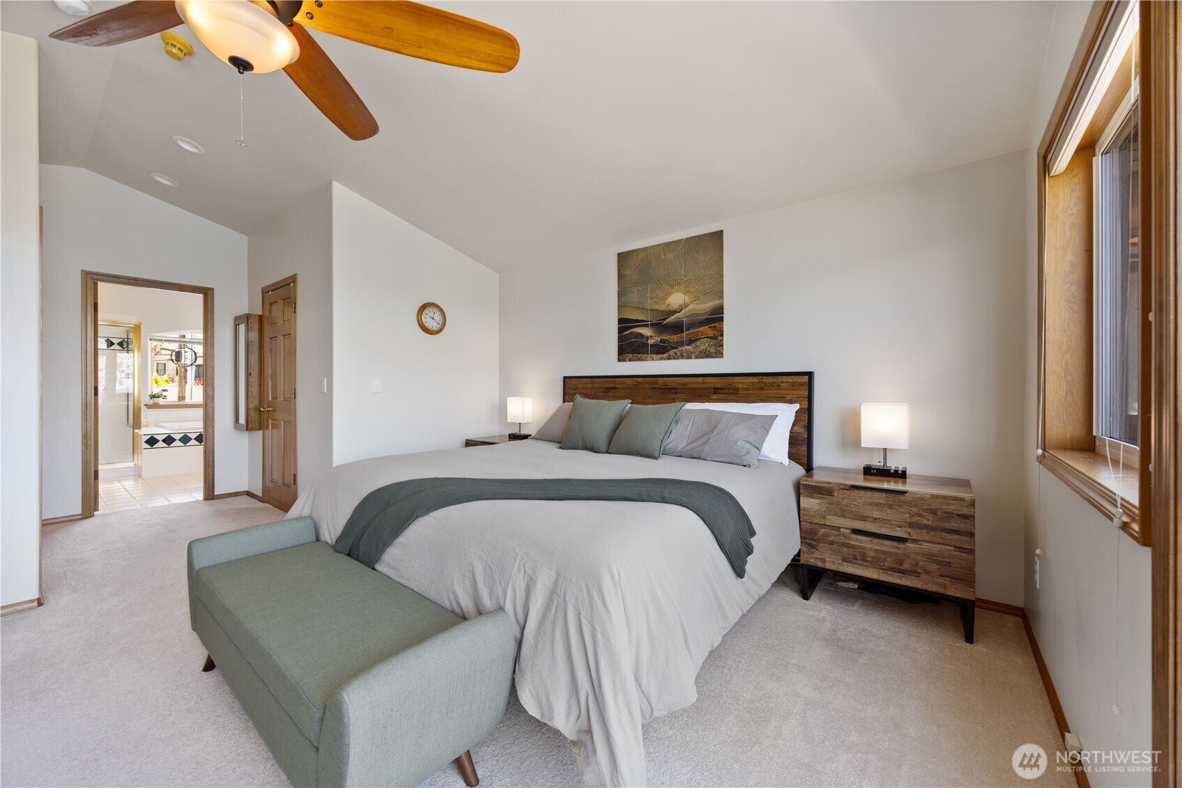 Chelan, Washington, 98816, United States, 5 Bedrooms Bedrooms, ,3 BathroomsBathrooms,Residential,For Sale,1896644