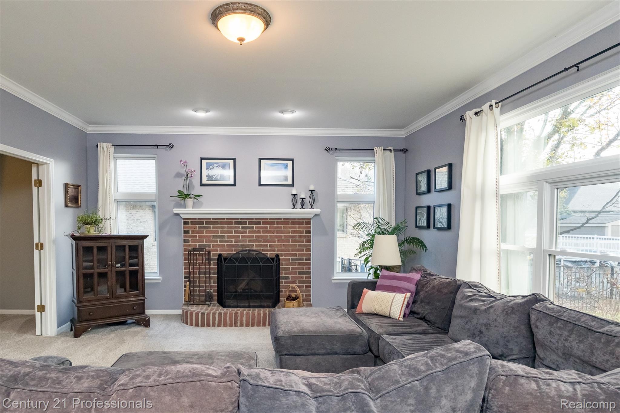 Macomb, Michigan, 48044, United States, 4 Bedrooms Bedrooms, ,3 BathroomsBathrooms,Residential,For Sale,1997727