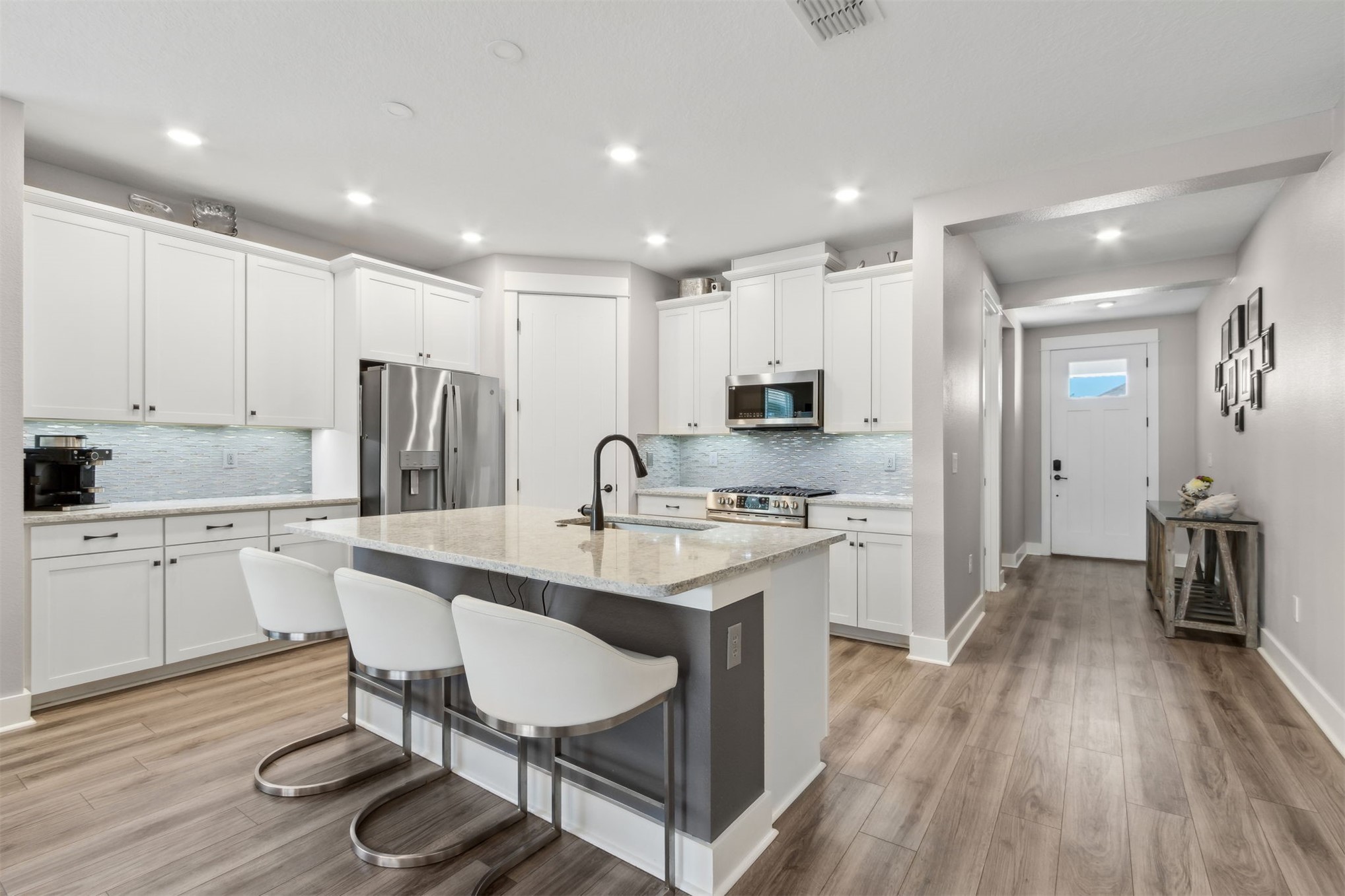 Fernandina Beach, Florida, 32034, United States, 4 Bedrooms Bedrooms, ,3 BathroomsBathrooms,Residential,For Sale,2033500