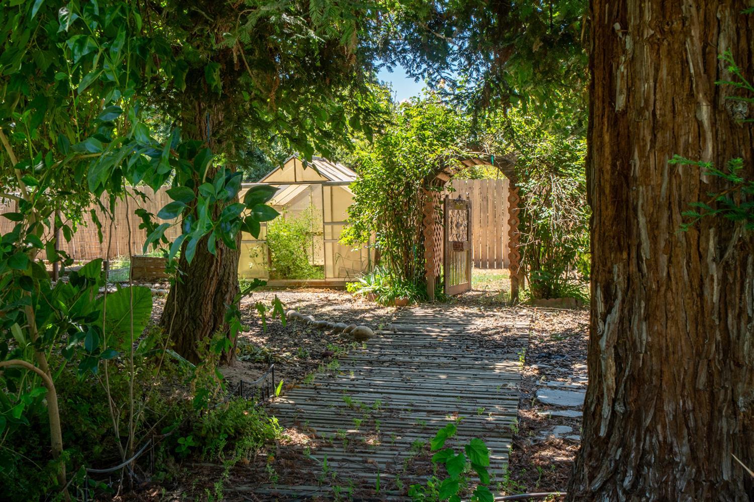Madera, California, 93636, United States, 4 Bedrooms Bedrooms, ,3 BathroomsBathrooms,Residential,For Sale,1914186