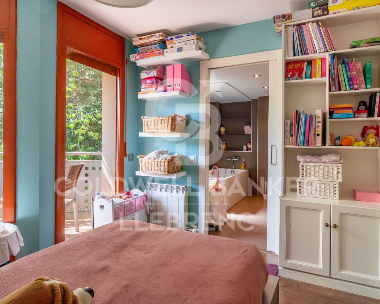 Barcelona, Barcelona, Sarri? - Sant Gervasi, Vallv, Barcelona, Catalonia, ES, 5 Bedrooms Bedrooms, ,4 BathroomsBathrooms,Residential,For Sale,Barcelona, Barcelona, Sarri? - Sant Gervasi, Vallv,1627992