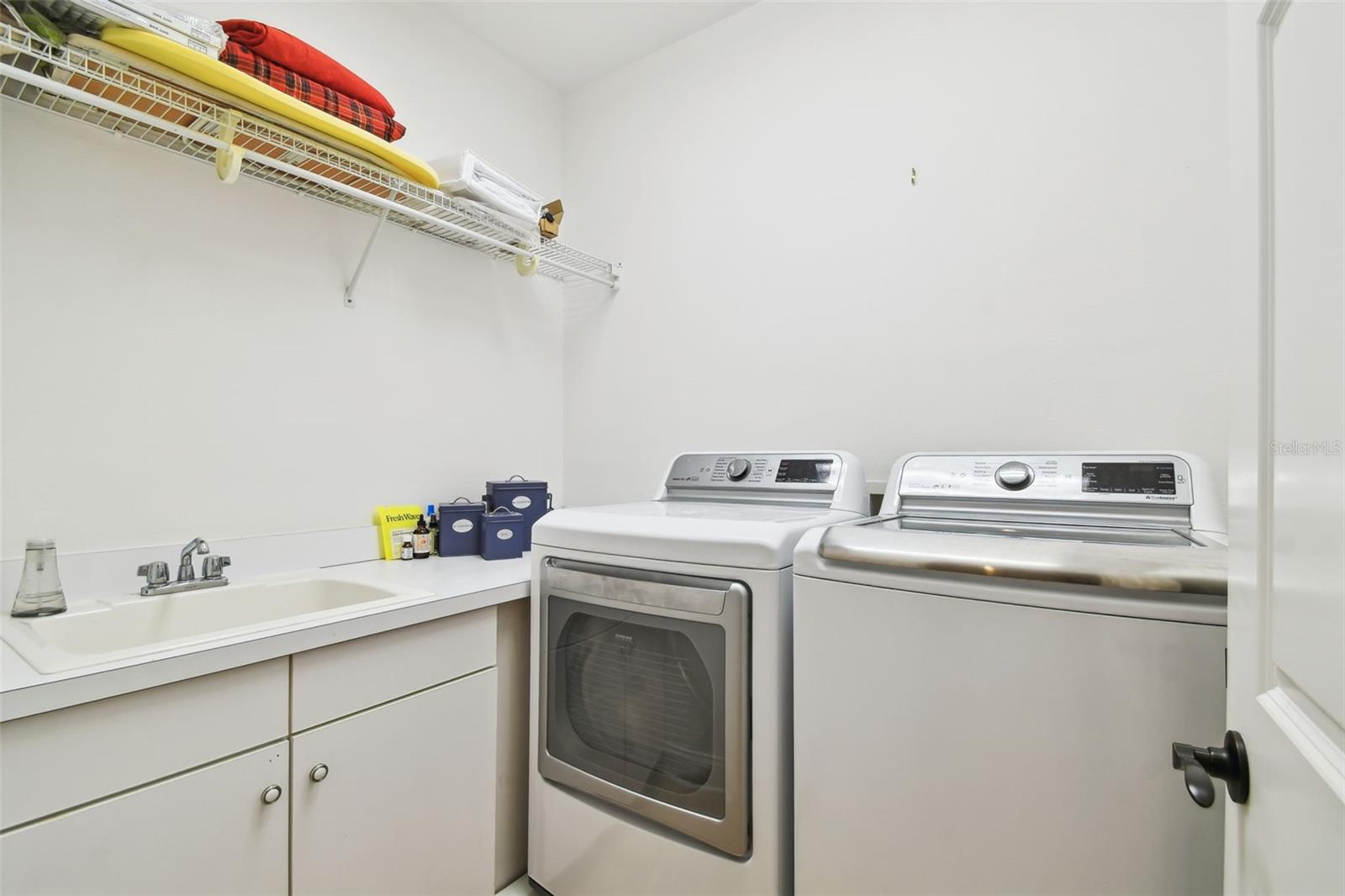 Tampa, Florida, 33602, United States, 4 Bedrooms Bedrooms, ,4 BathroomsBathrooms,Residential,For Sale,1976189