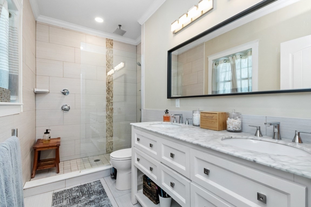 Boston, Massachusetts, 02136, United States, 3 Bedrooms Bedrooms, ,3 BathroomsBathrooms,Residential,For Sale,1947073