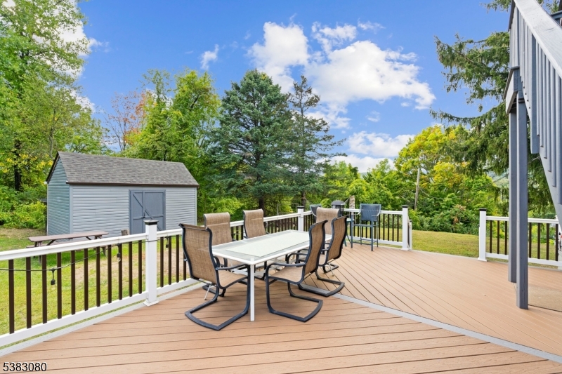 Vernon Twp., New Jersey, 07462, United States, 4 Bedrooms Bedrooms, ,2 BathroomsBathrooms,Residential,For Sale,1938631