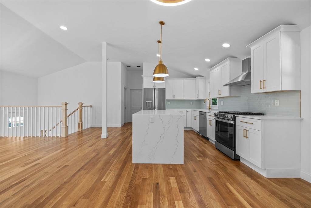 Hanover, Massachusetts, 02339, United States, 4 Bedrooms Bedrooms, ,3 BathroomsBathrooms,Residential,For Sale,1930429