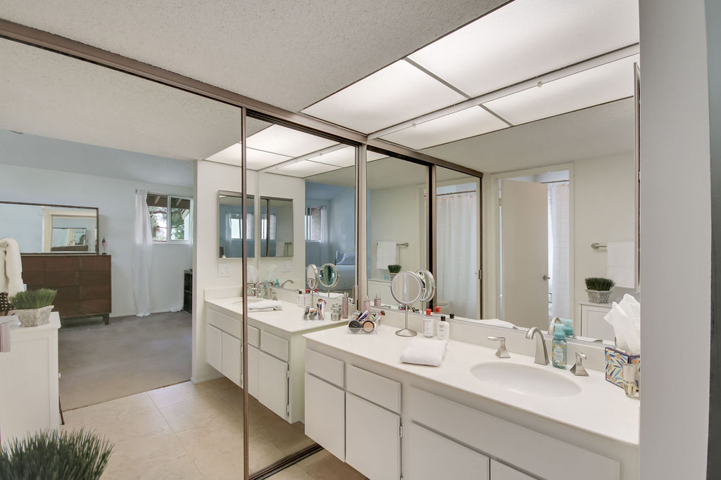 Brea, California, 92821, United States, 3 Bedrooms Bedrooms, ,3 BathroomsBathrooms,Residential,For Sale,1872081