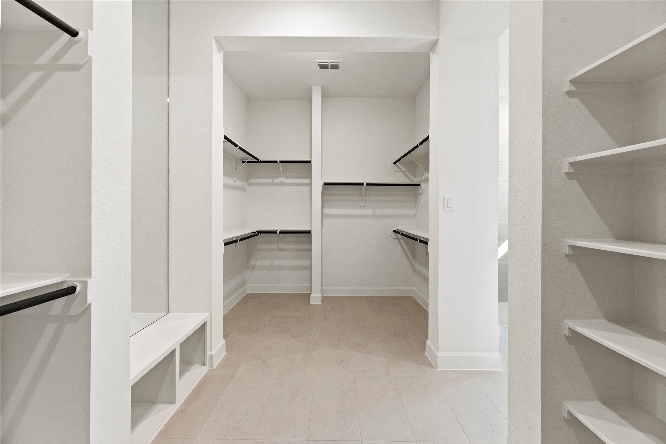 Katy, Texas, 77493, United States, 4 Bedrooms Bedrooms, ,3 BathroomsBathrooms,Residential,For Sale,1988106