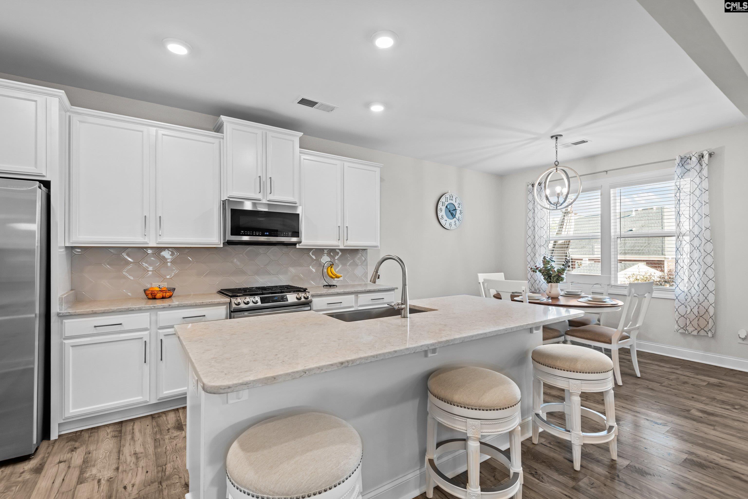 Lexington, South Carolina, 29072, United States, 4 Bedrooms Bedrooms, ,3 BathroomsBathrooms,Residential,For Sale,2009987