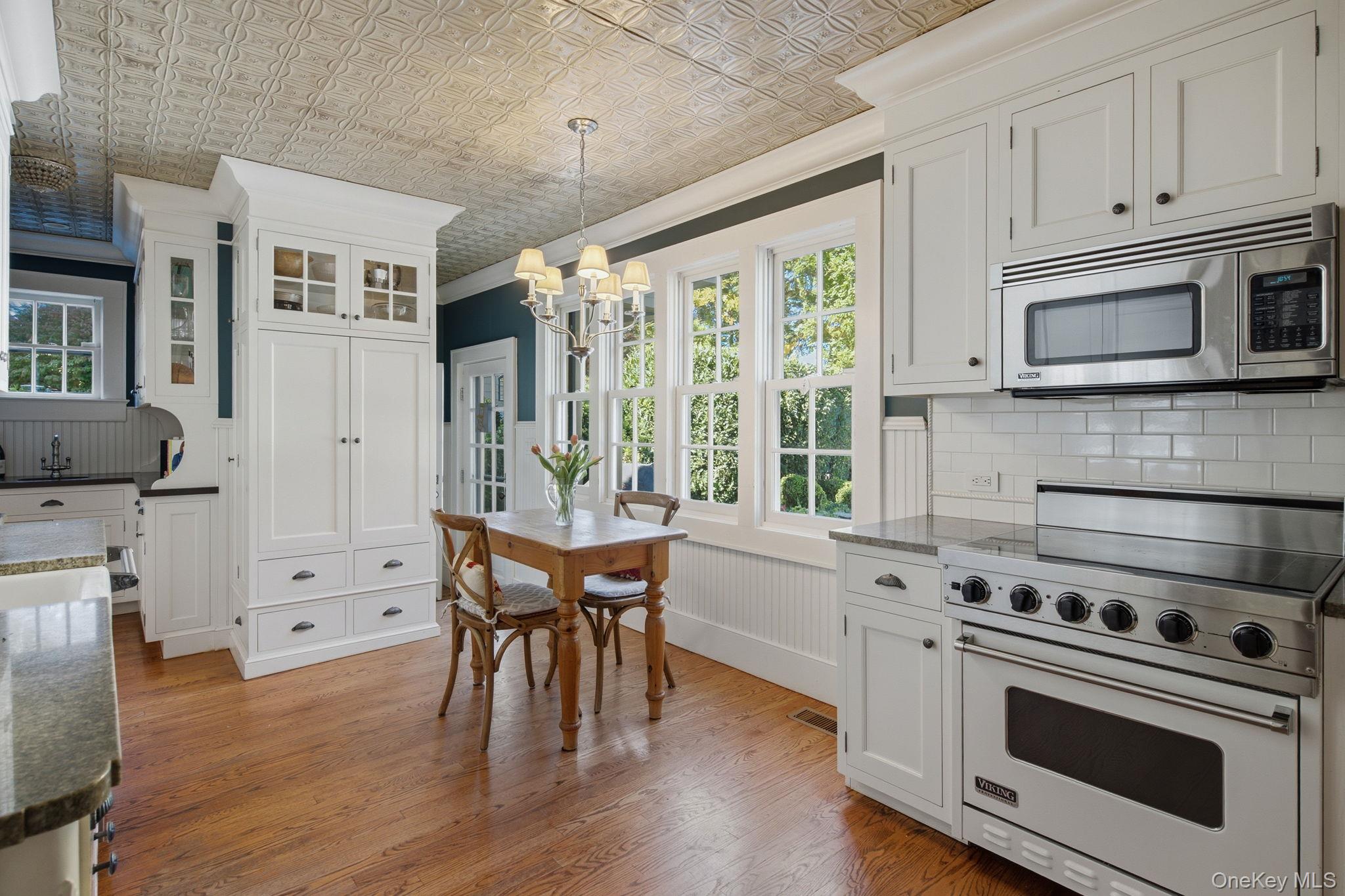  75 Dewey Street, Huntington, NY, 11743 - 物件實景