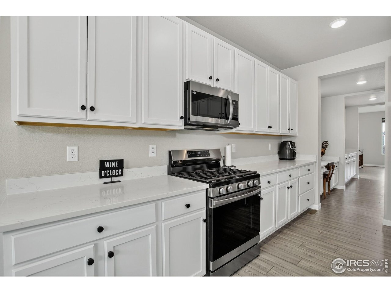 Mead, Colorado, 80542, United States, 5 Bedrooms Bedrooms, ,3 BathroomsBathrooms,Residential,For Sale,1996788