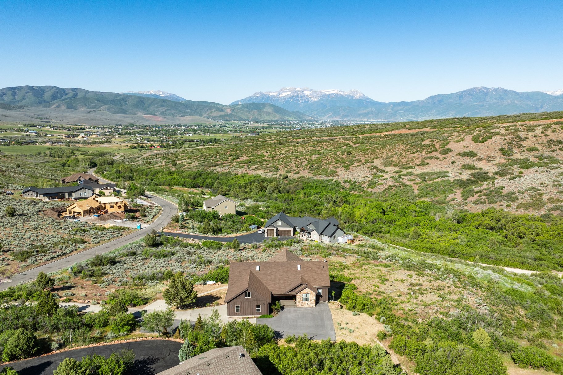  The Ultimate Multi-Generational Mountain Retreat Backing to 500 Acres of Open Sp - 物件實景