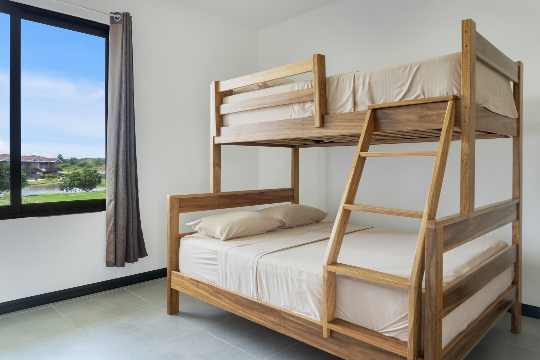 Playa Hermosa, Puntarenas, 61101, CR, 4 Bedrooms Bedrooms, ,3 BathroomsBathrooms,Residential,For Sale,1995563