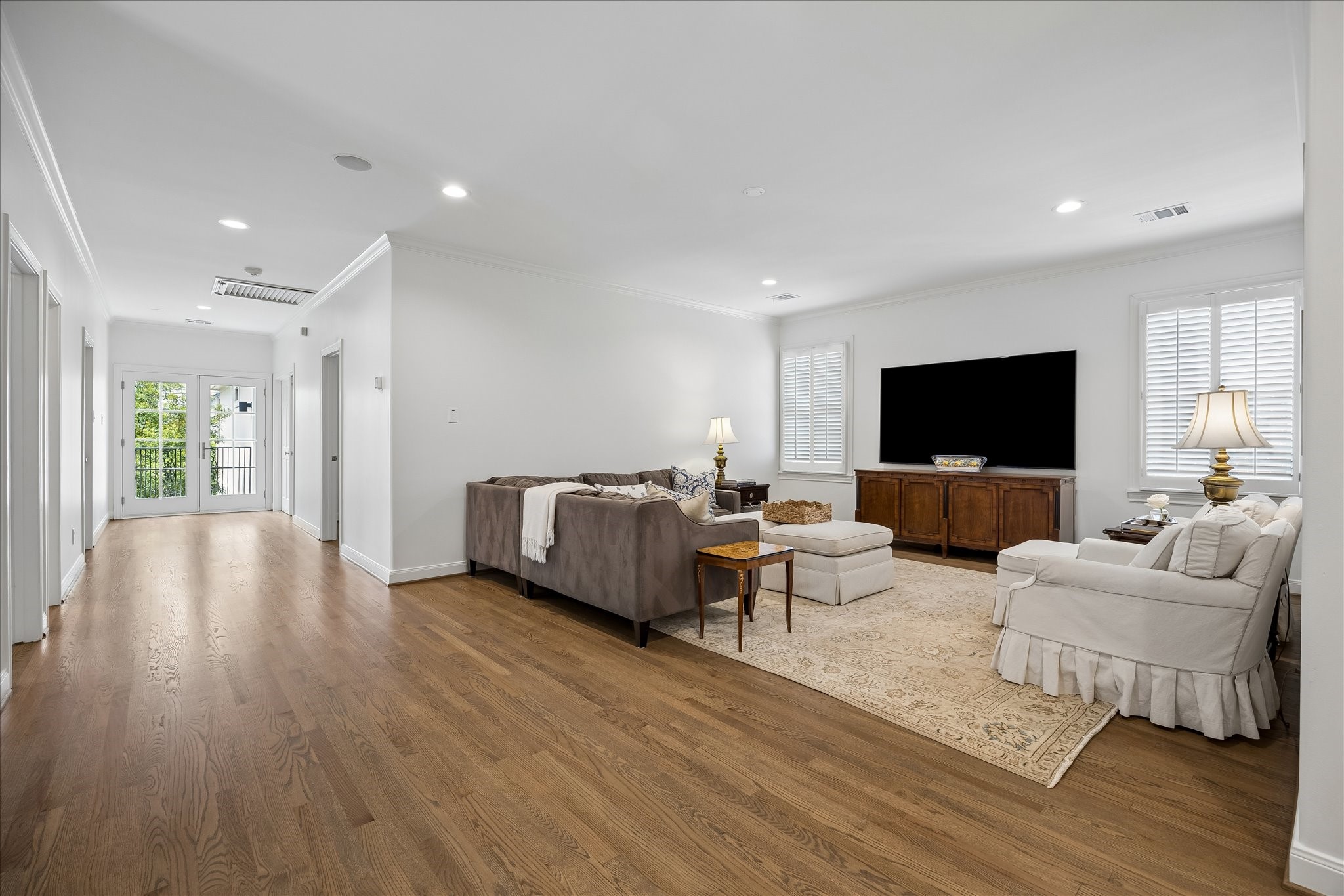 3780 Carlon Street - 物件實景