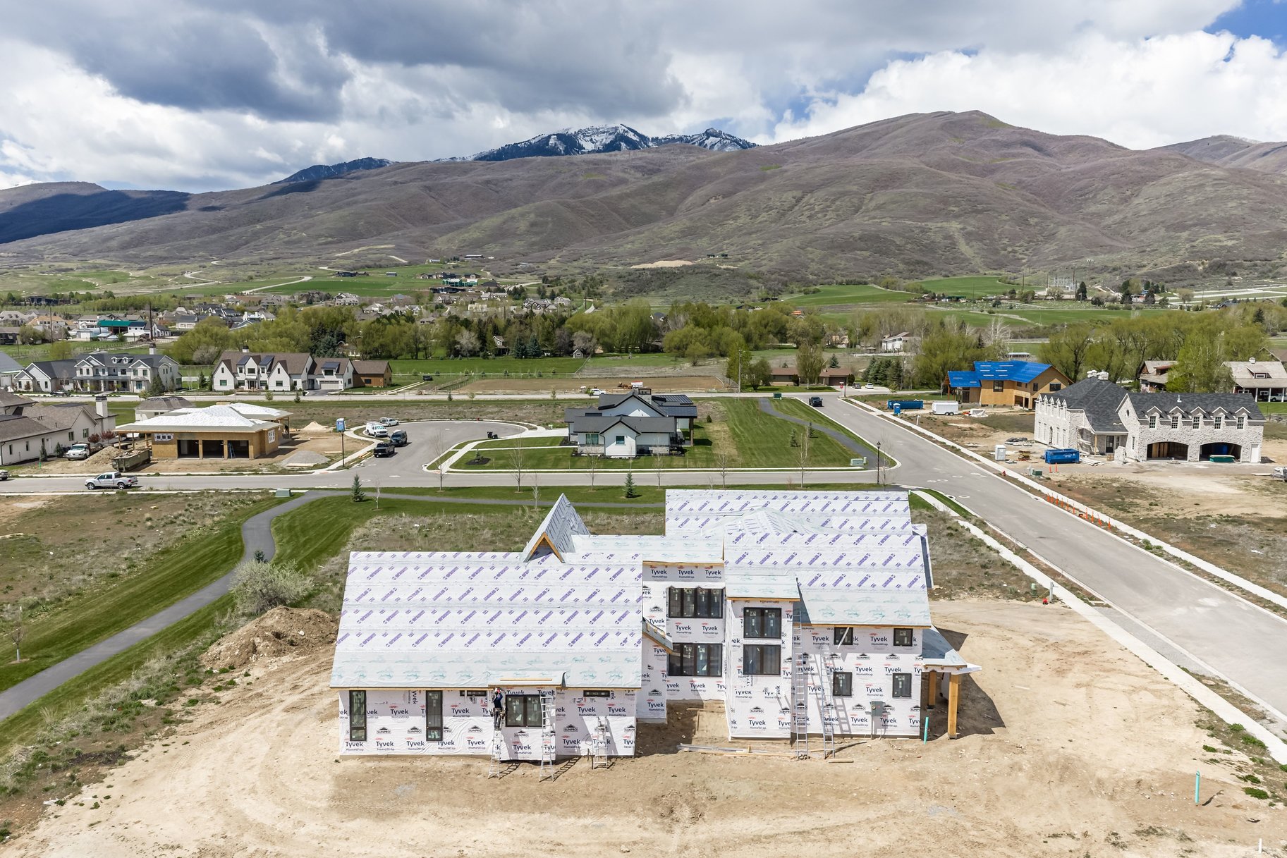  Thoughtfully Designed Home in the Heart of Midway with Mountain Views - 物件實景
