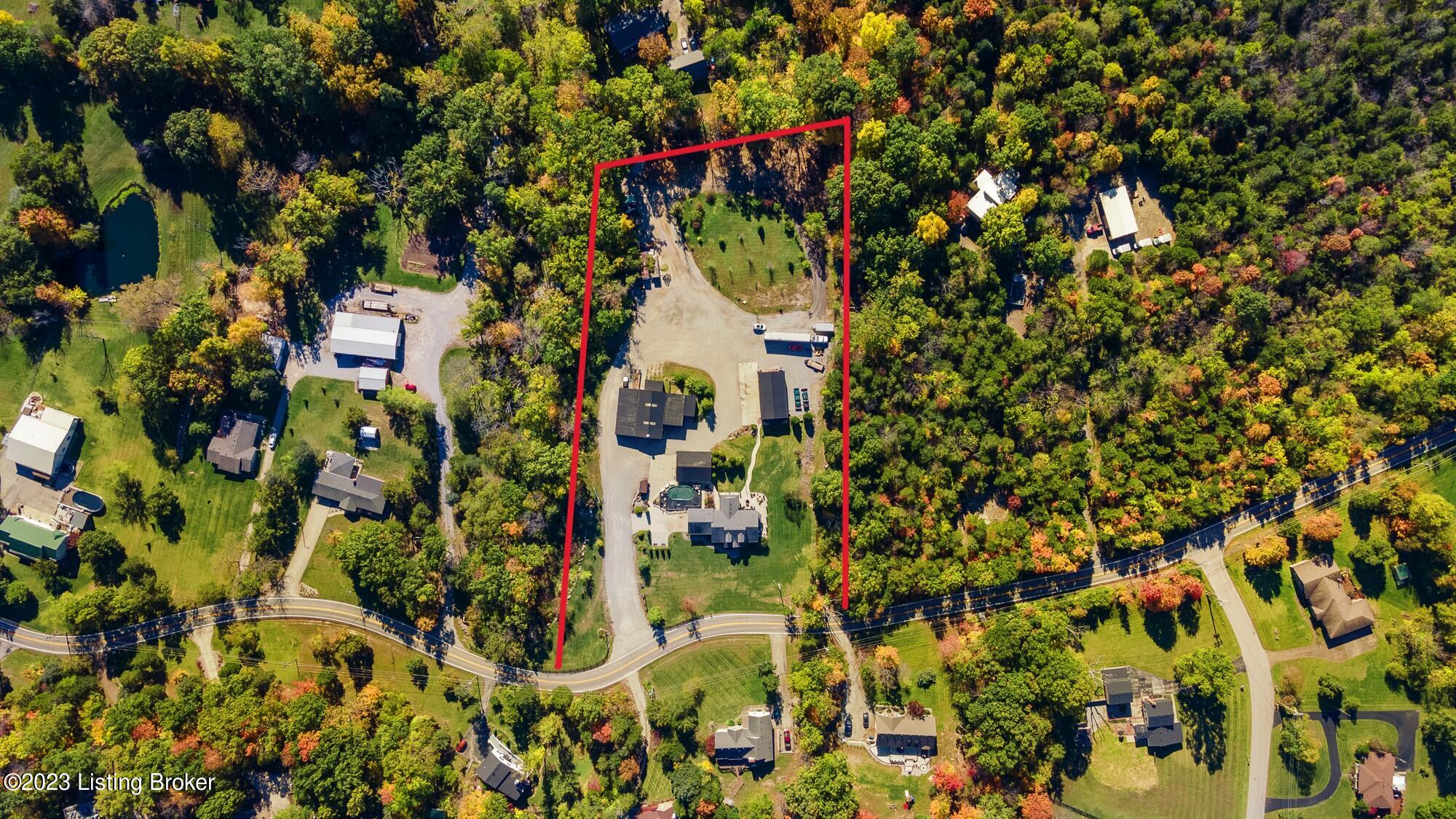 La Grange, Kentucky, 40031, United States, 5 Bedrooms Bedrooms, ,3 BathroomsBathrooms,Residential,For Sale,1793584