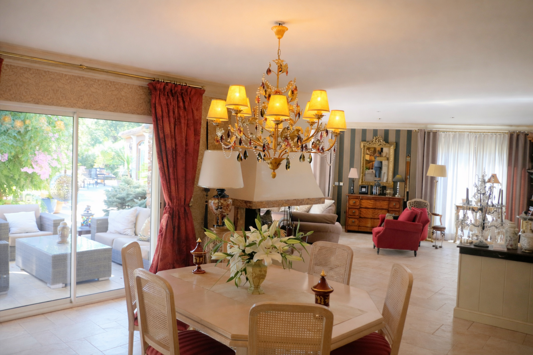  Near Perpignan : Architect-designed villa, large landscaped grounds - 物件實景