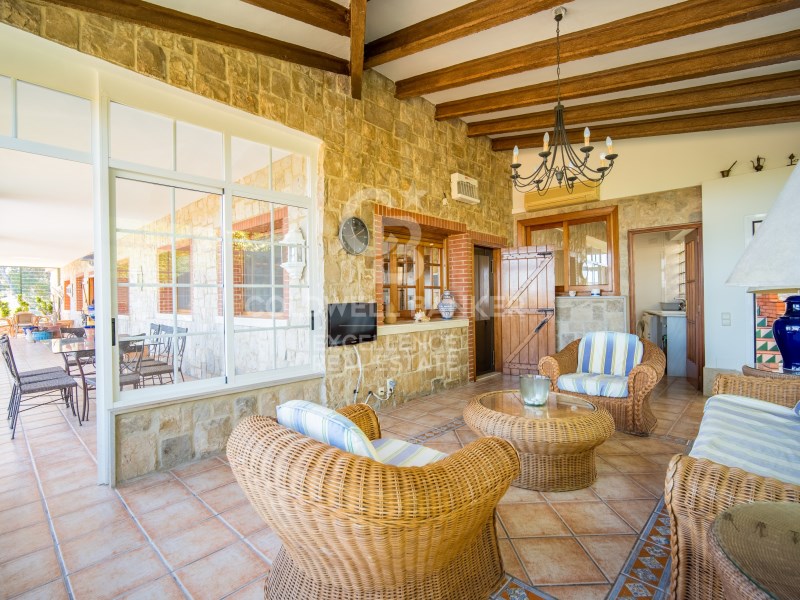 Chiva, Comunidad Valenciana, ES, 6 Bedrooms Bedrooms, ,7 BathroomsBathrooms,Residential,For Sale,1817854