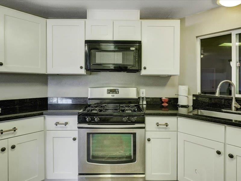 Grass Valley, California, 95949, United States, 3 Bedrooms Bedrooms, ,2 BathroomsBathrooms,Residential,For Sale,1982104