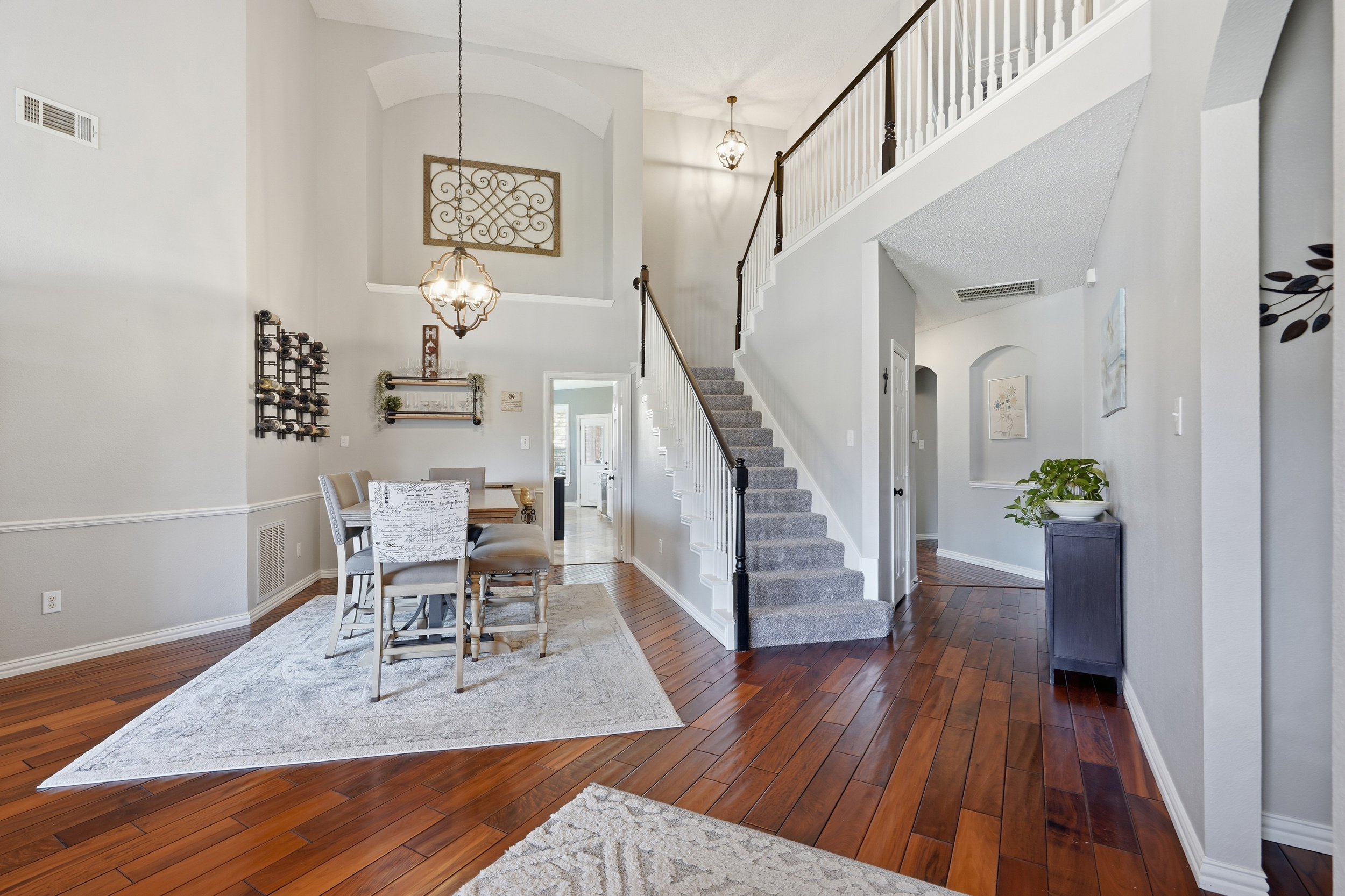  Private Greenbelt Living in Flower Mound - 物件實景